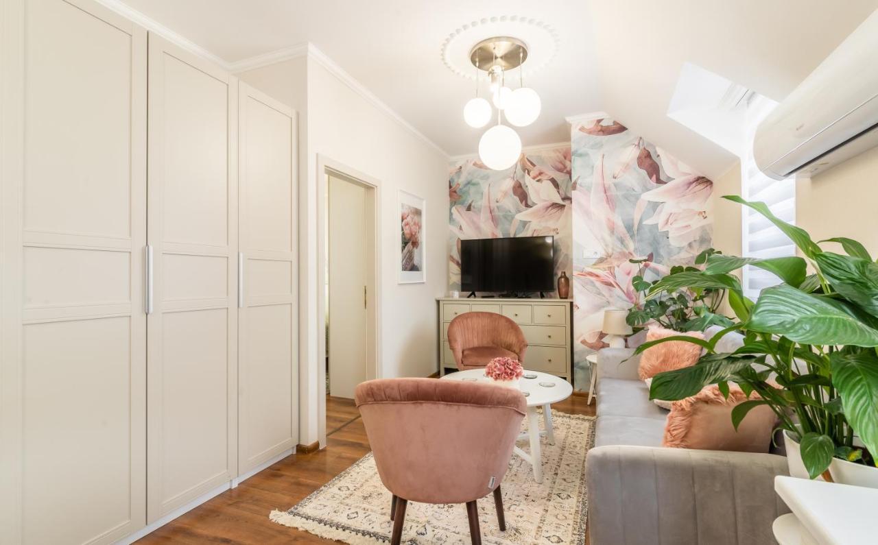 Mosonmagyaróvár Monarchia Apartman Pearl מראה חיצוני תמונה